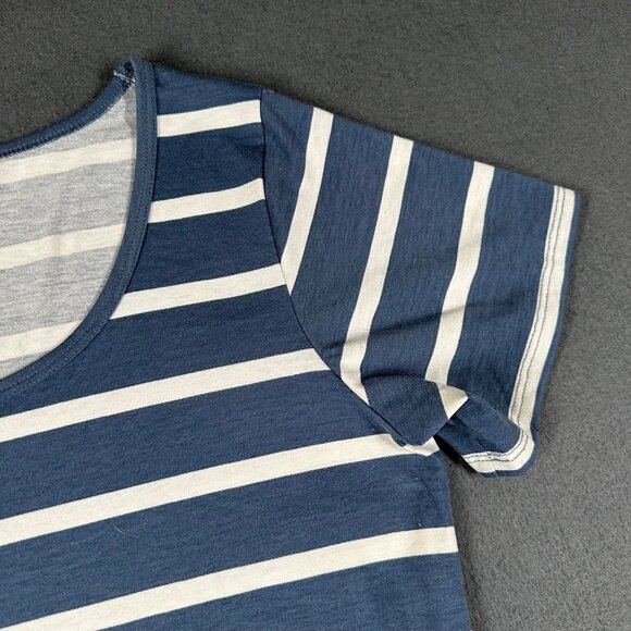 LulaRoe Womens Medium Blue Striped Classic T Shirt Scoop Neck Short Sleeve - Picture 6 of 9